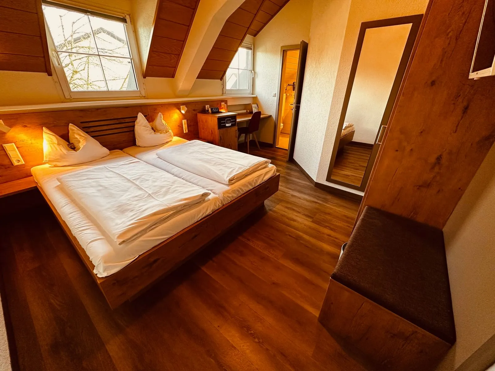 Doppelzimmer unter dem Dach